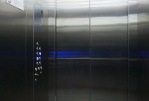 в кабине лифта.jpg